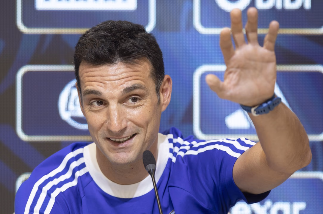 “Messi jugará unos minutos”: Lionel Scaloni confirmó la presencia del capitán en el amistoso ante Islandia