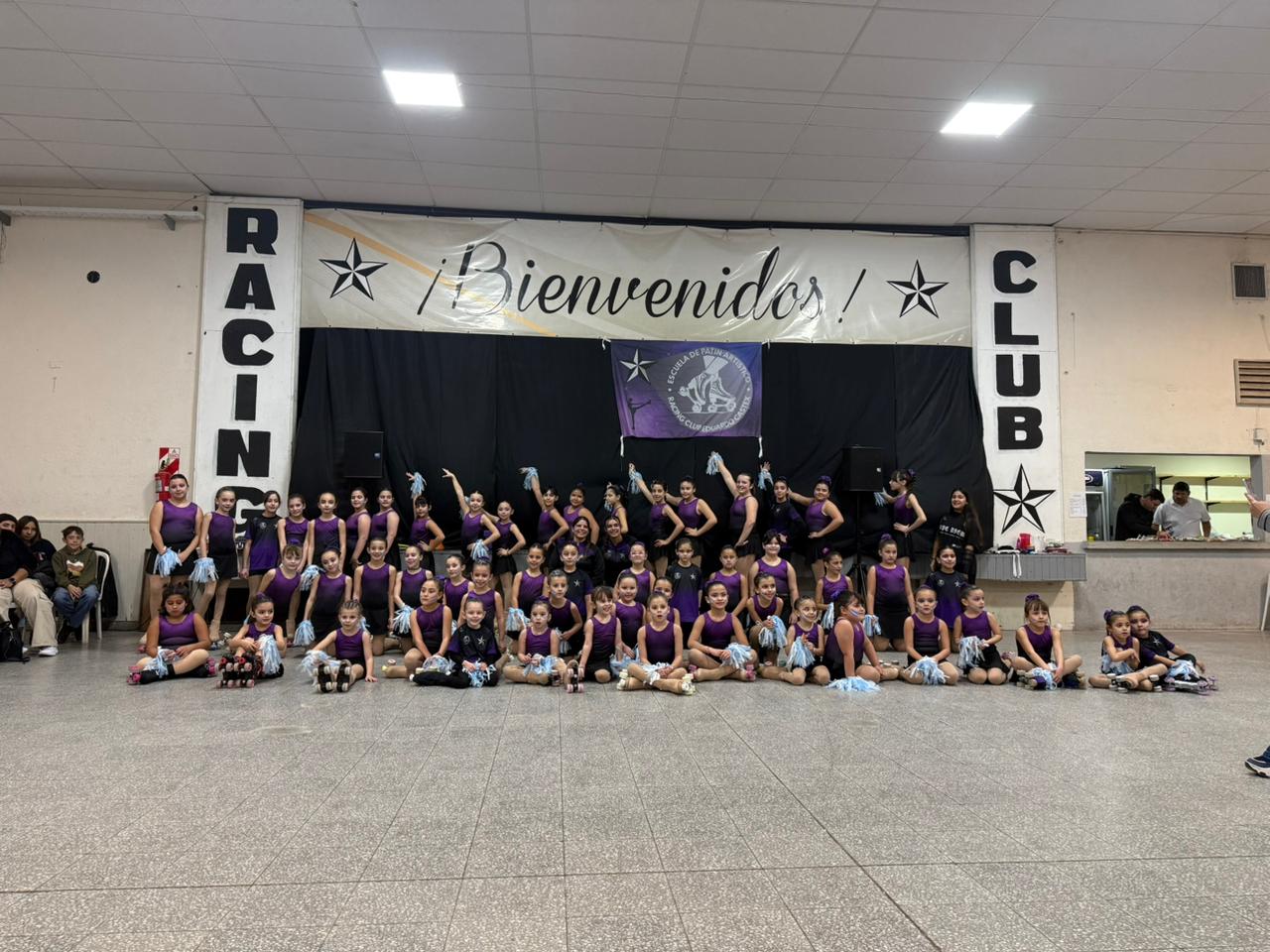 Con el corazón sobre ruedas: la Escuela de Patín de Racing deslumbró en su Demostración de Invierno